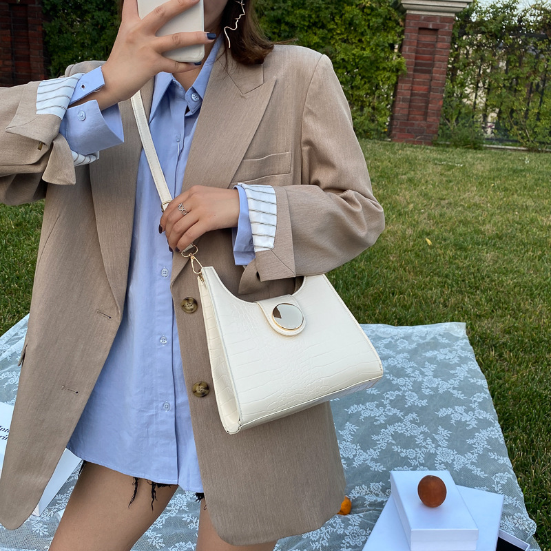 Summer women's messenger shoulder bag