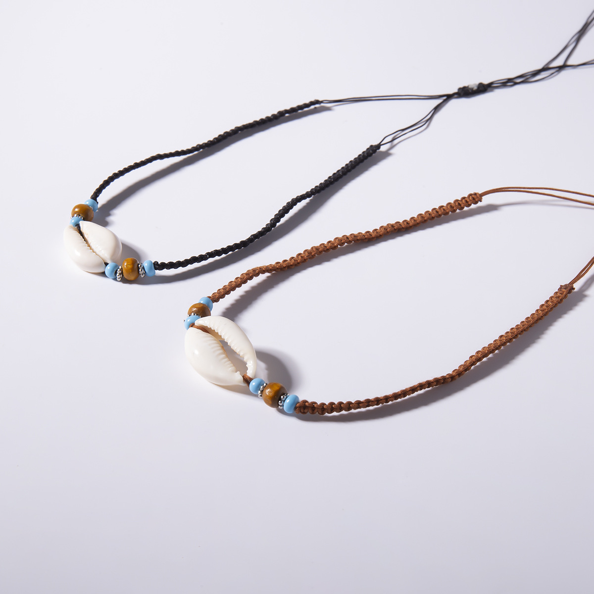 قلائد وحلي خرز الأرز