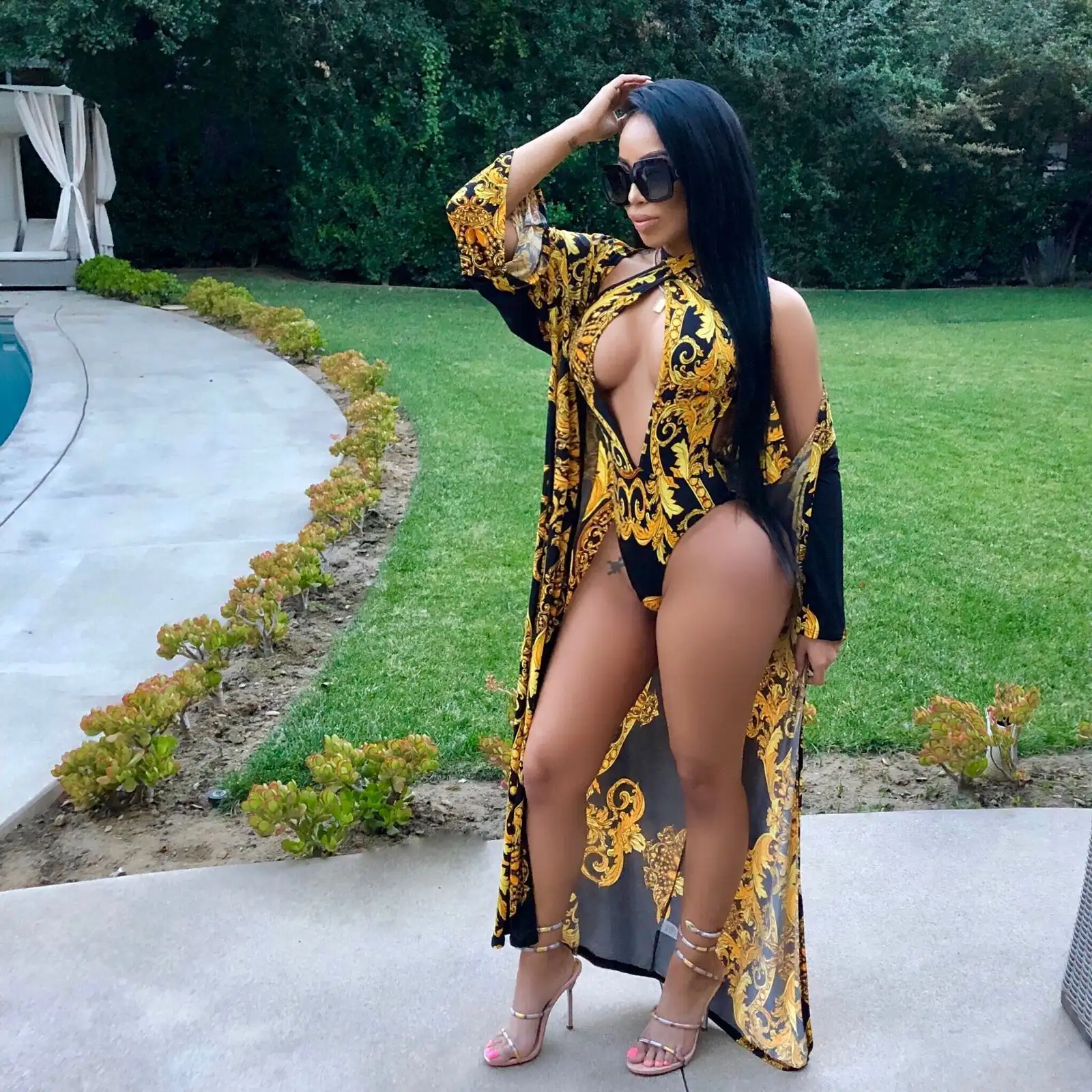 Two-piece printed cloak bikini swimsuit