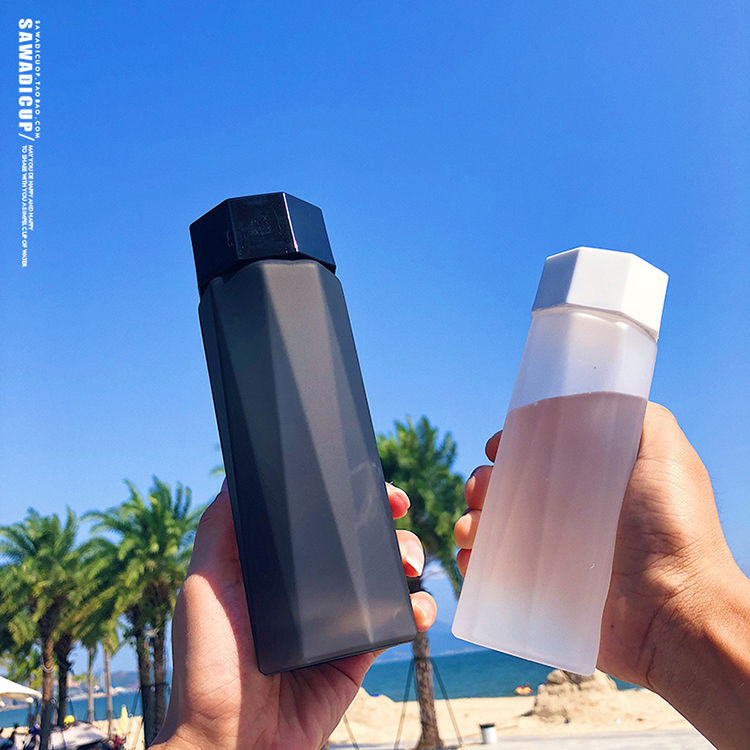 Plastic cup with rope sports water cup frosted