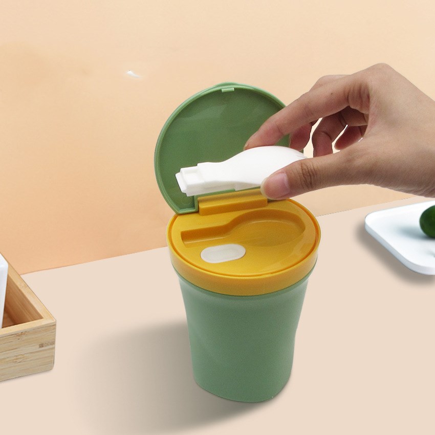 Microwaveable soup pot breakfast cup