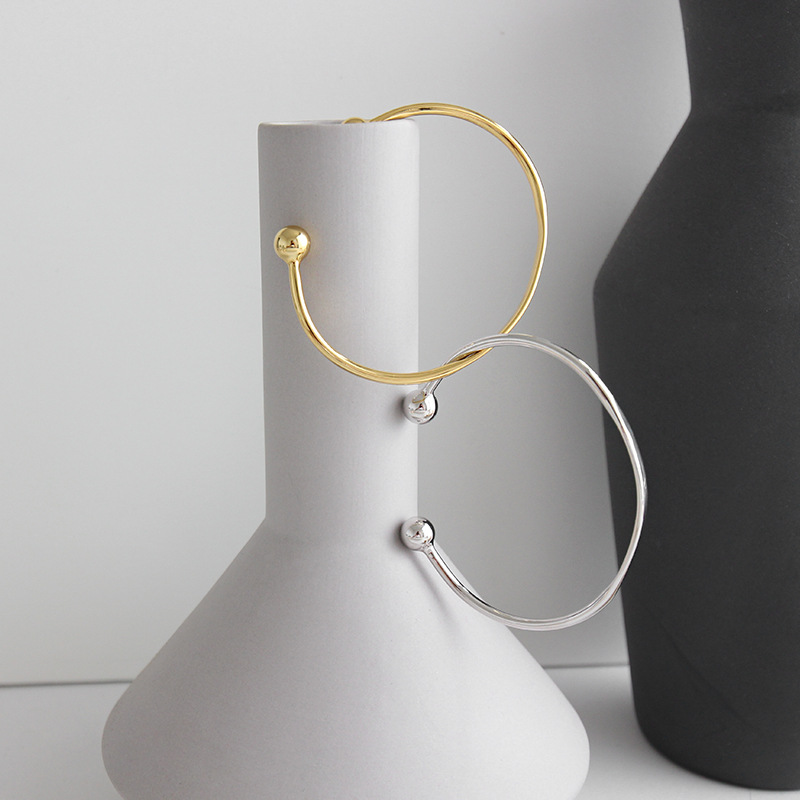 Geometric ball female bracelet
