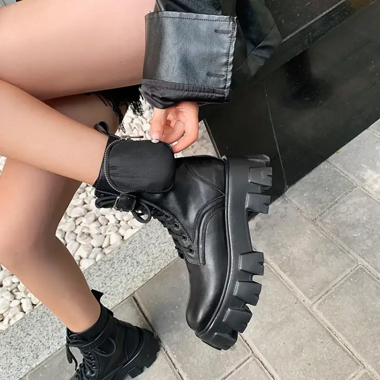Bag Martin boots