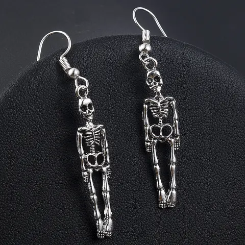 Skull Pendant Earrings