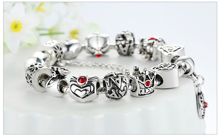 Crown love alloy bracelet