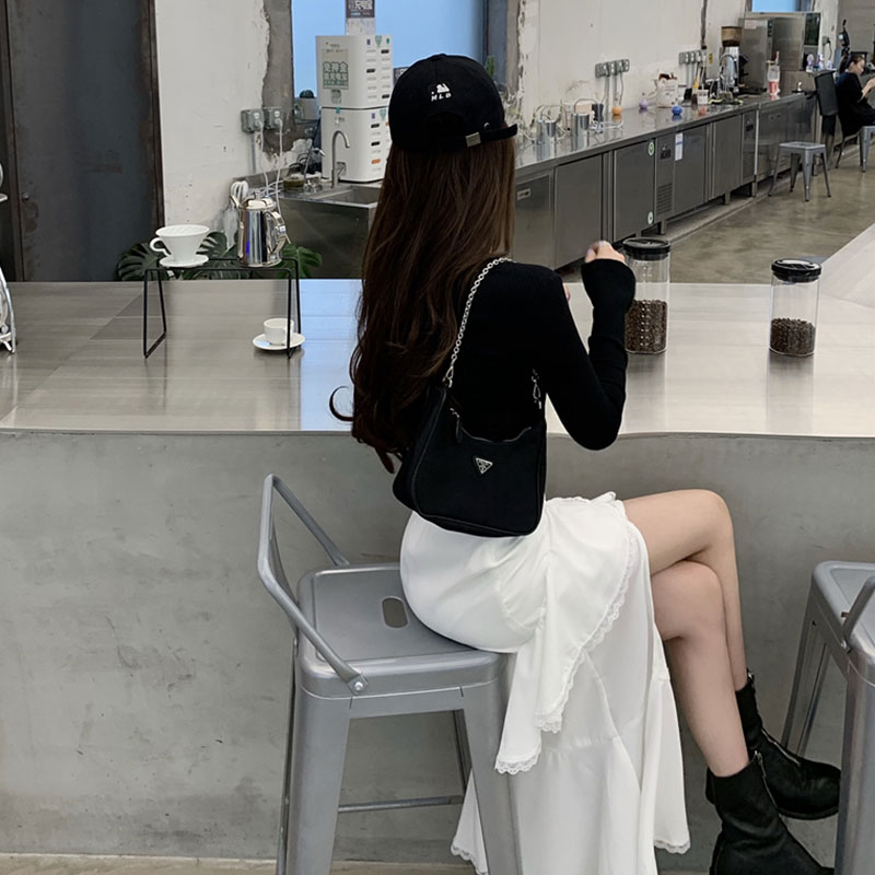 Two-piece irregular skirt with slits