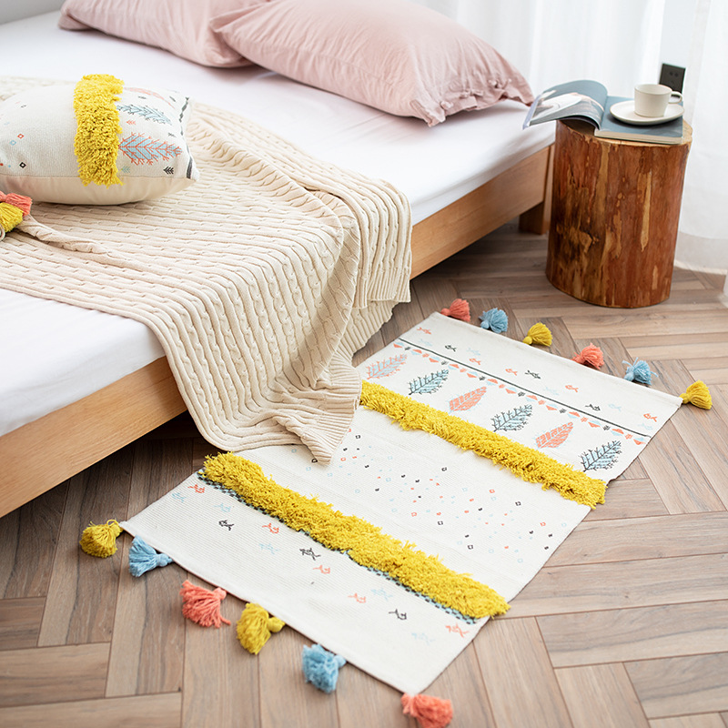 Printed tassel floor mat