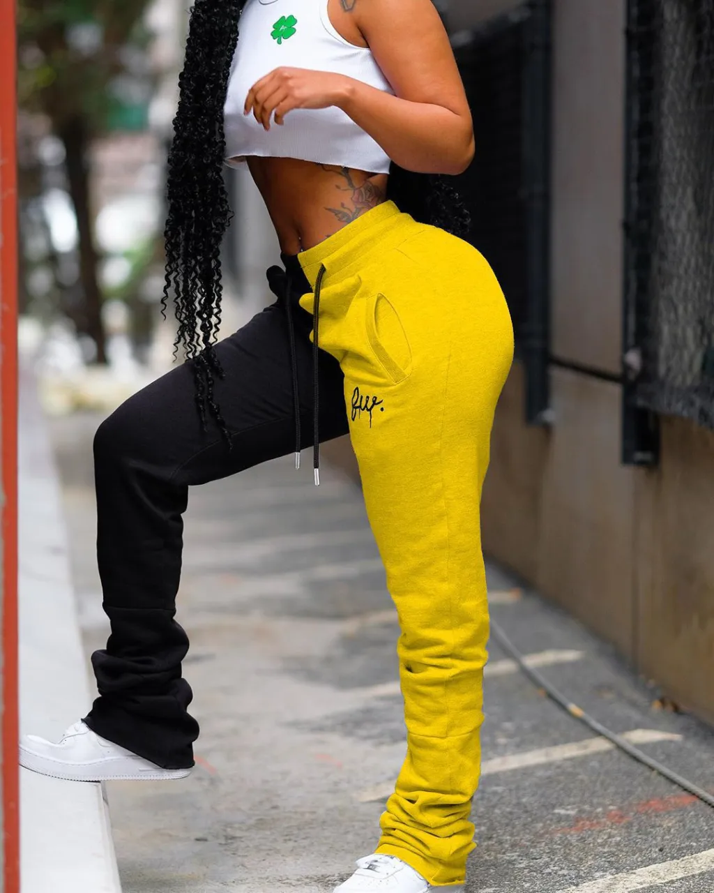 Printed pattern contrast lace trousers - Black Yellow
