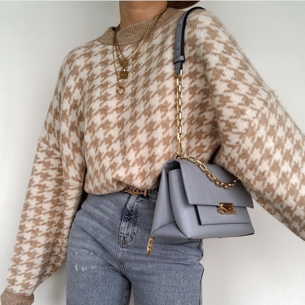 Title 2, Houndstooth knitted sweater