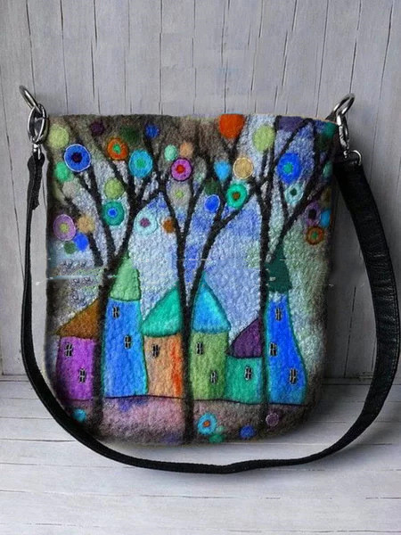 Title 3, Versatile printed cross-body bag