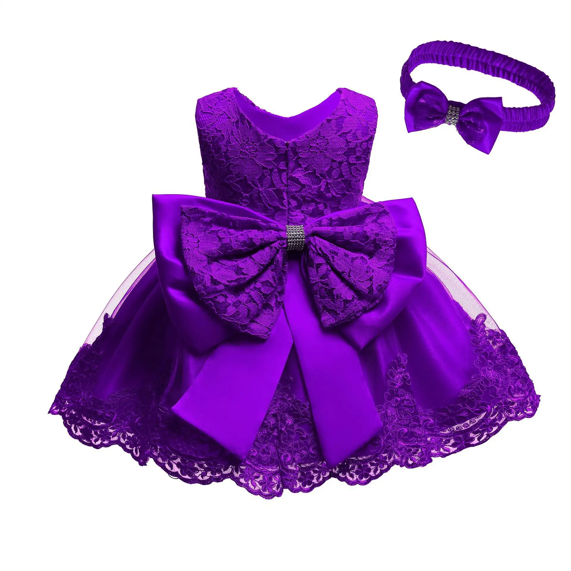 Bow hair with a fluffy skirt