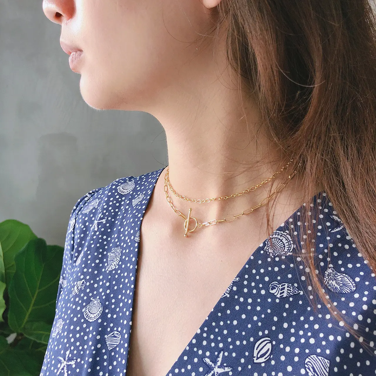 Double chain necklace short