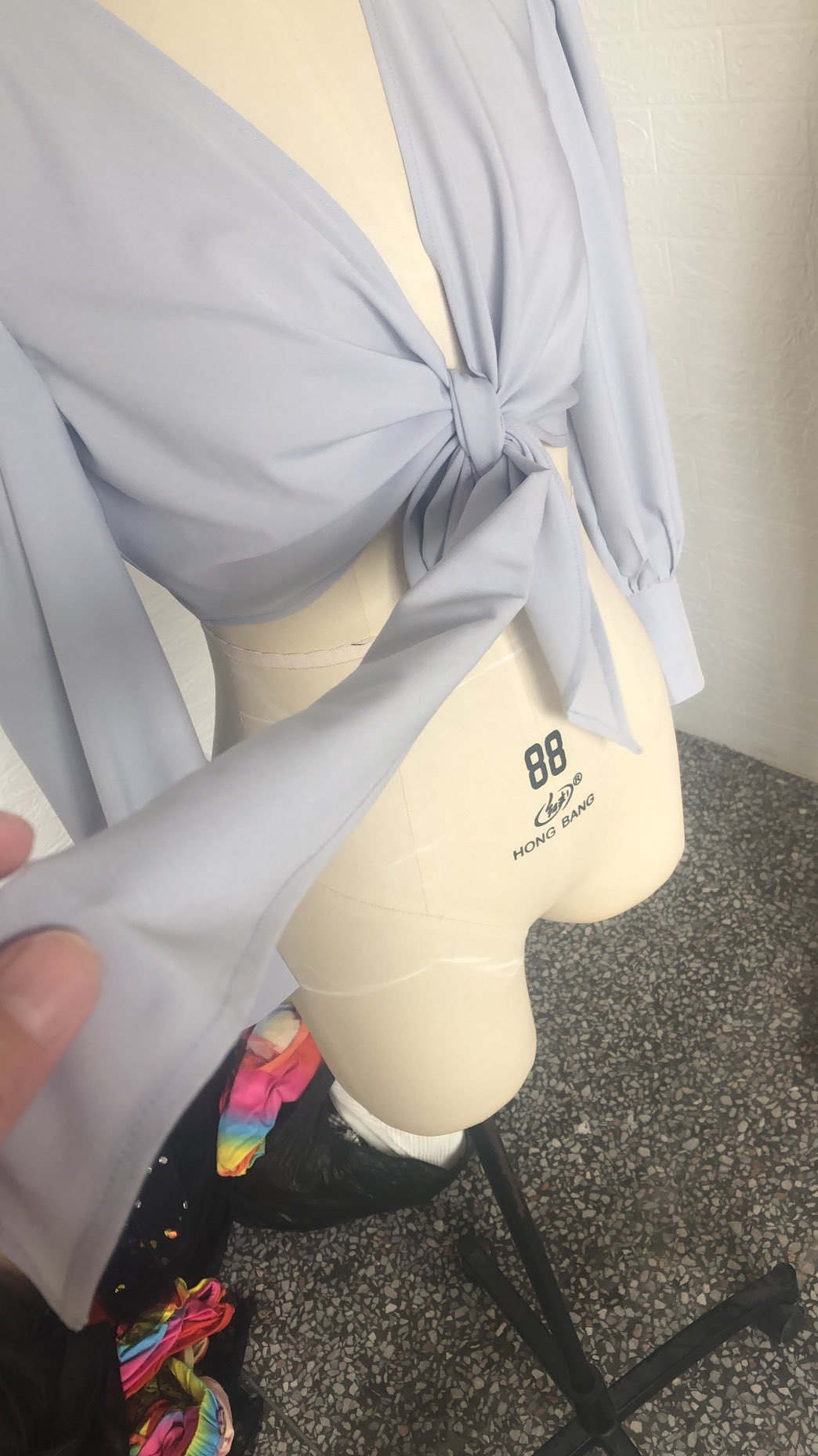 Lantern sleeve shirt