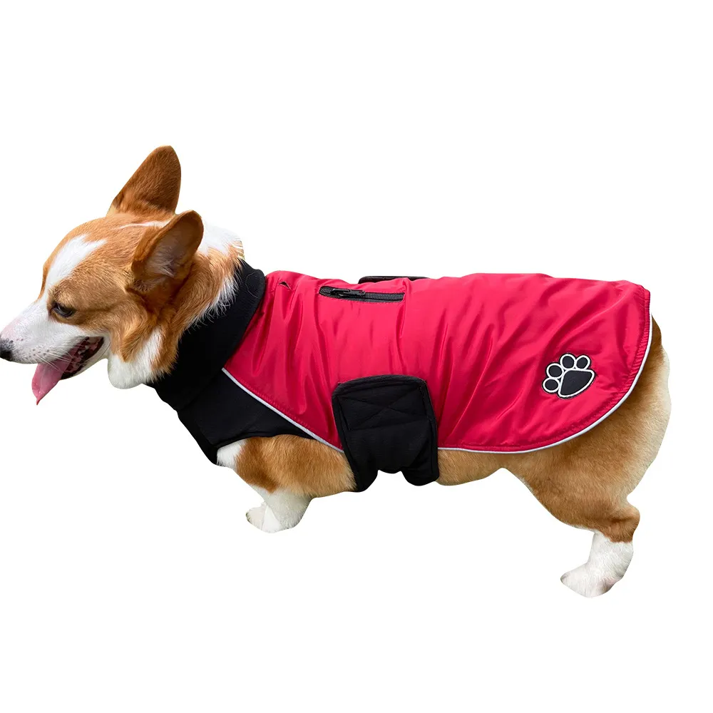 Knitted reversible pet clothes - Red