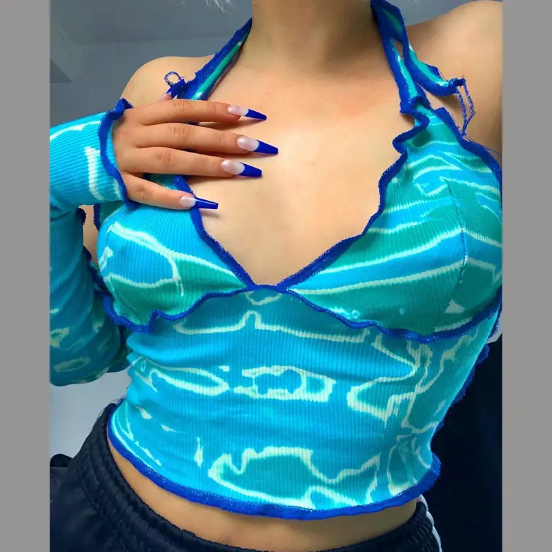 Halter independent long-sleeved crop top