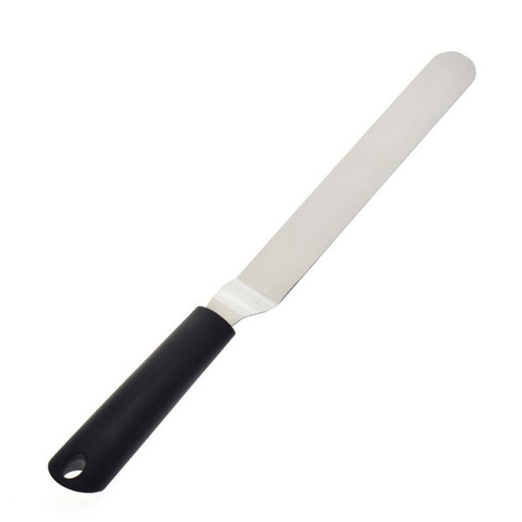 Scaled right angle cream spatula