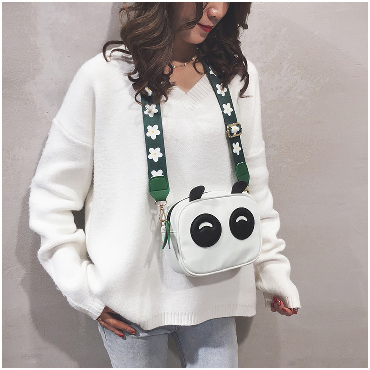 Panda shoulder bag