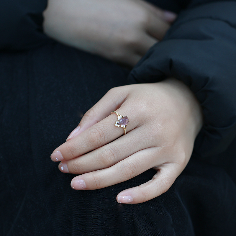 Title 4, Anillo de plata de ley con amatista para mujer....