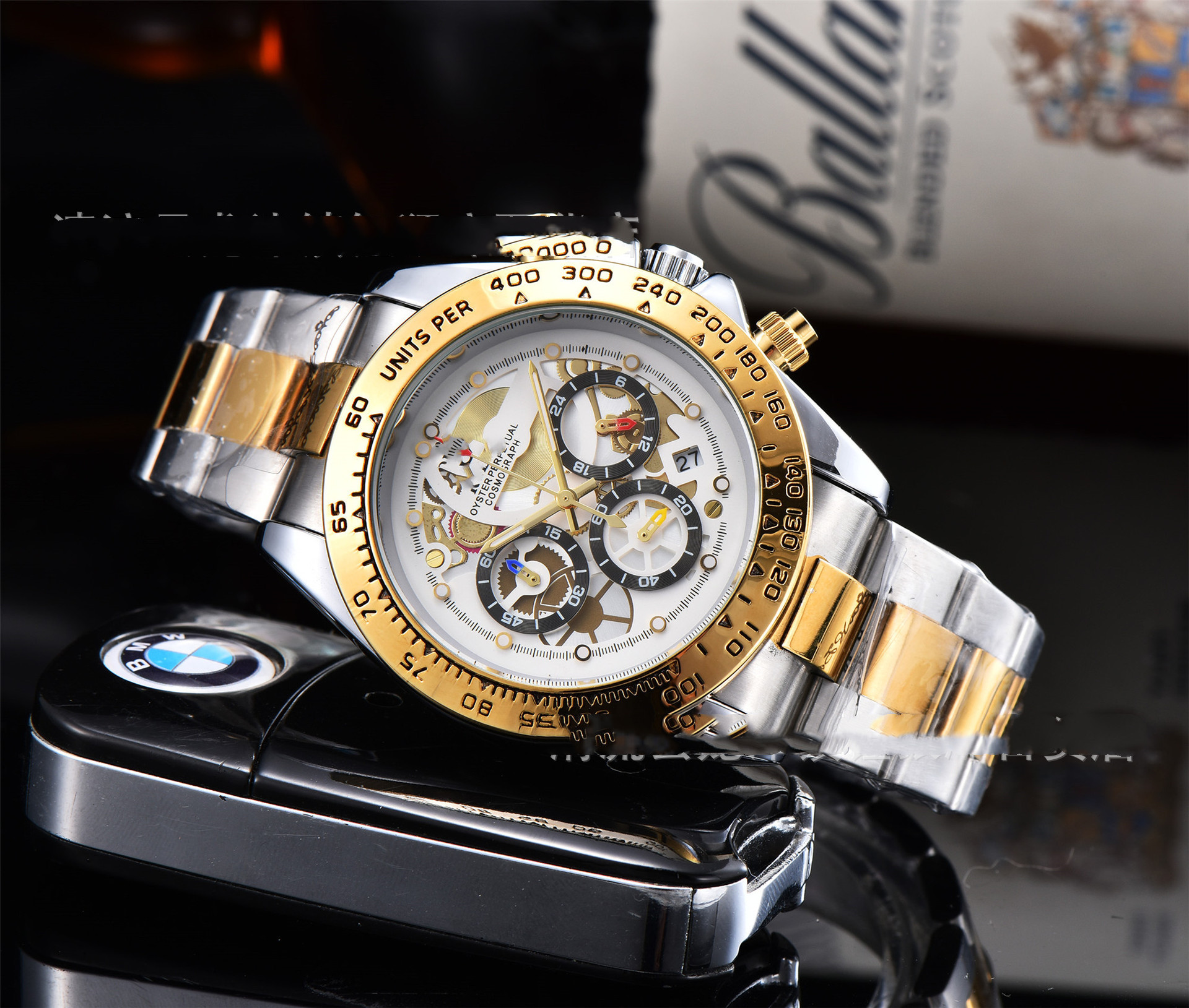 Imitation mechanical quartz watch