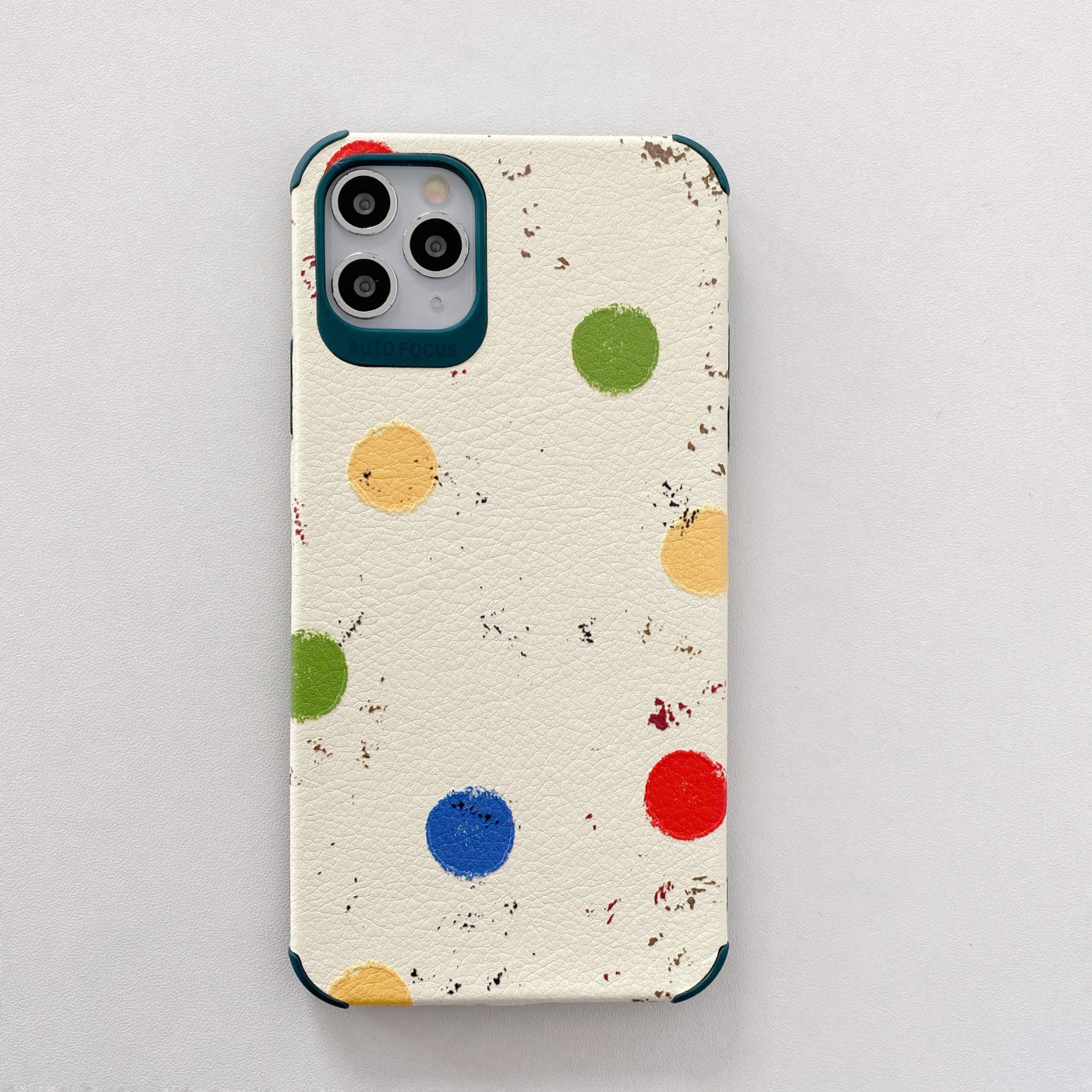 Embossed protective soft shell - Image 3