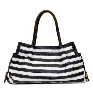 Striped stitching bag shoulder bag - White