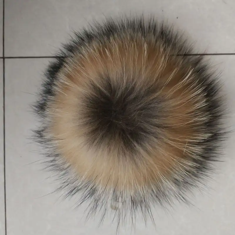 Imitation raccoon hair ball