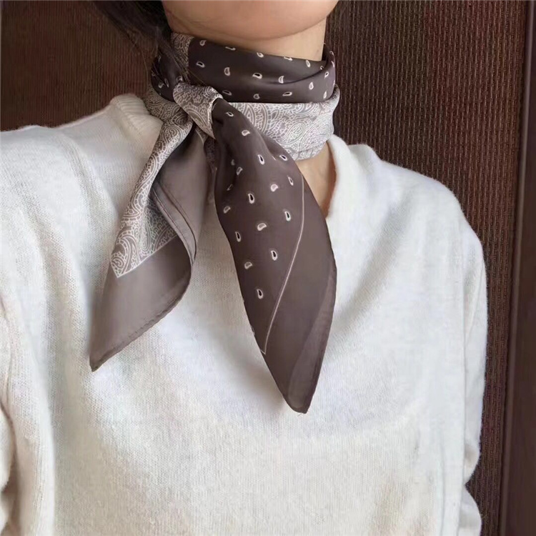 Women's vintage cashew print silk scarf