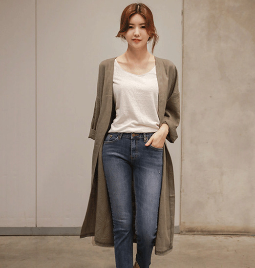 Mid-length cotton and linen sunscreen women's cardigan