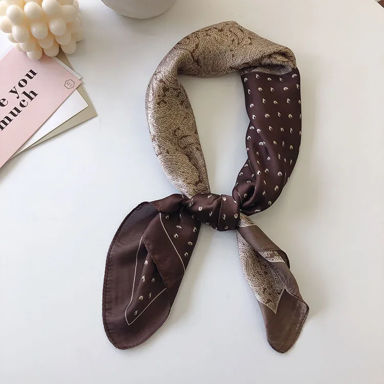 Women's vintage cashew print silk scarf - Khaki