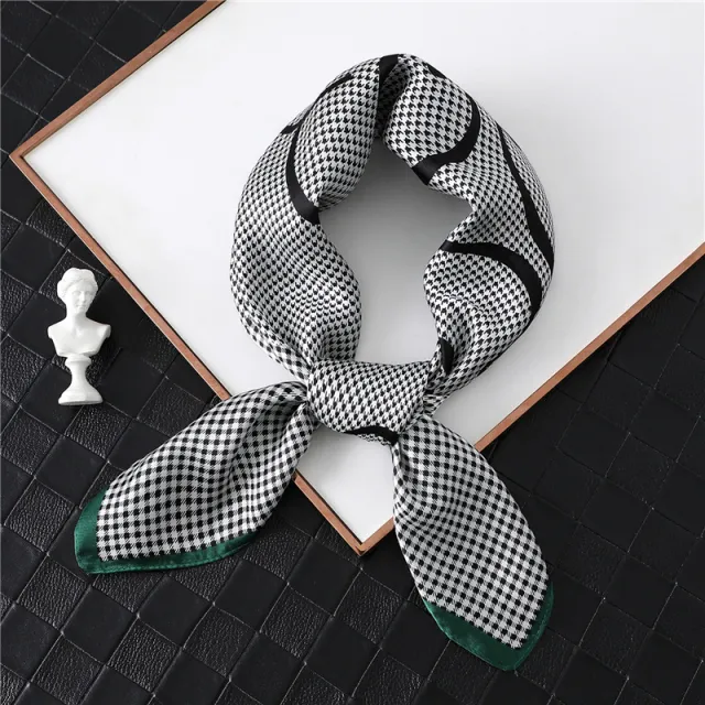 Ladies classic letter plaid scarf Green - Shop at LoveMi