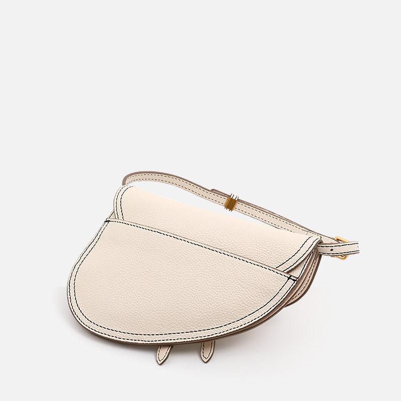 Ladies leather messenger bag