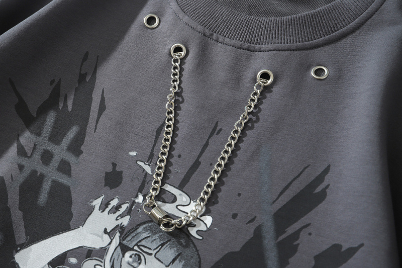 Title 4, Metal chain animation tattered hoodie