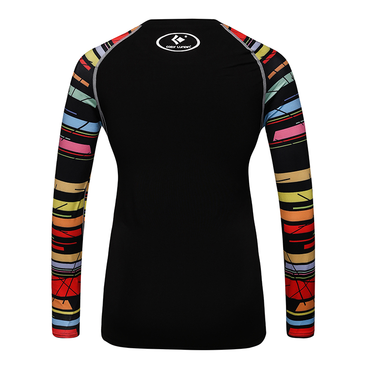 Title 3, Long-sleeved running wear top