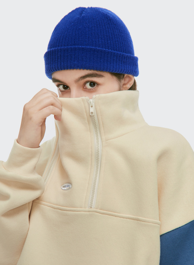 Men's velvet sweater with zipper stand-up collar