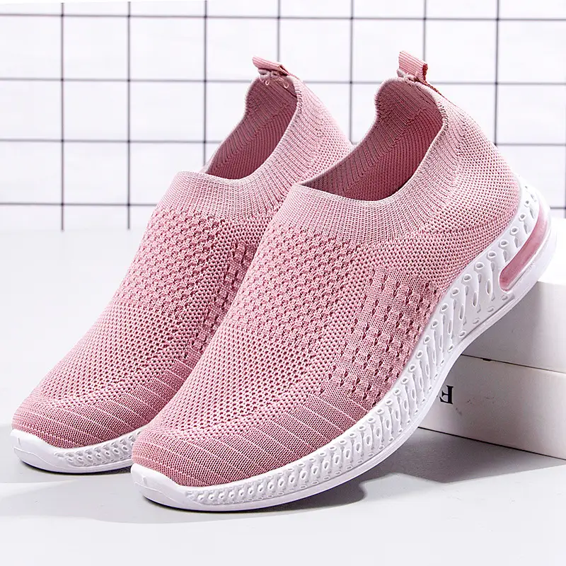 Breathable mom shoes soft sole casual sneakers