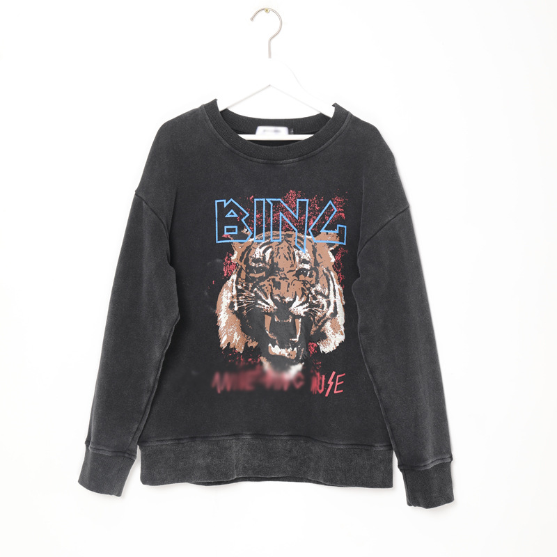 Title 3, Tiger print hoodie