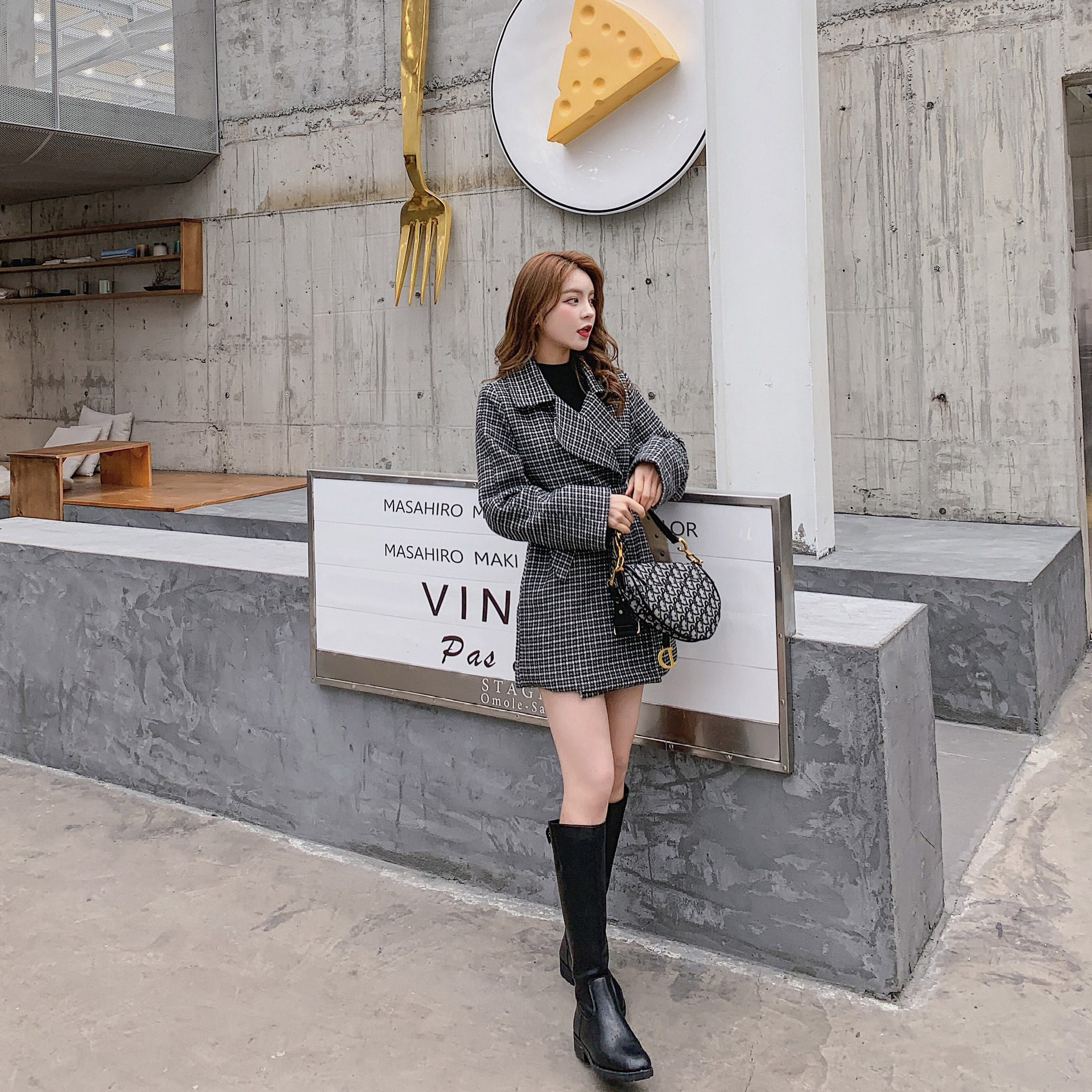 Short lace-up waist loose coat