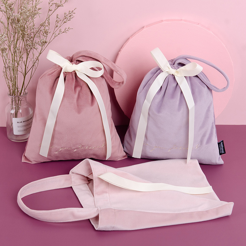 Hand-held drawstring velvet drawstring pocket