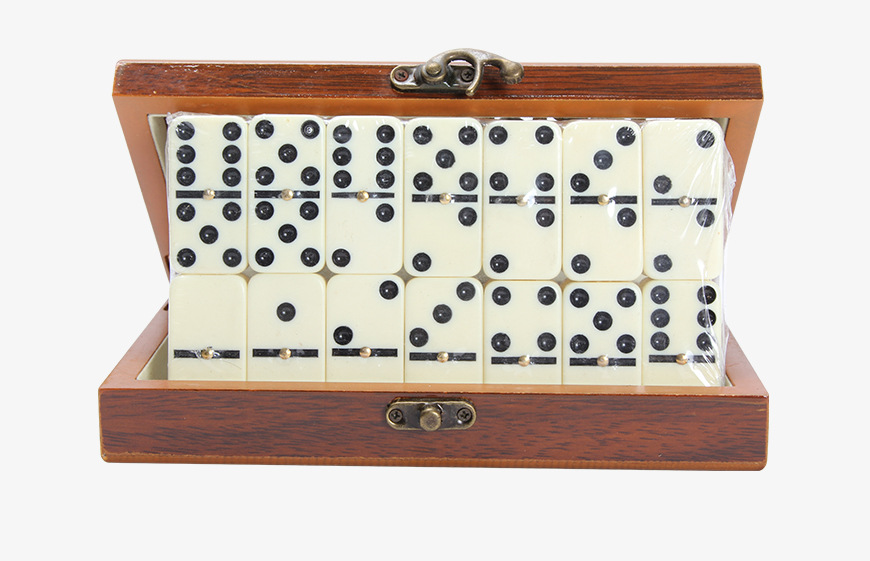 28 Dominoes Set wooden box (Brown)