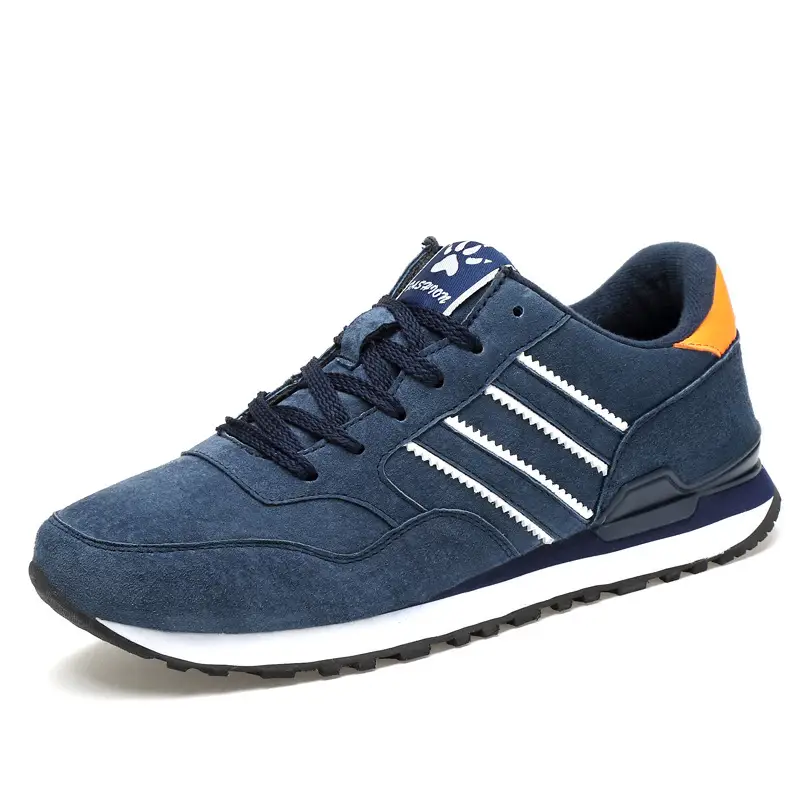 Men's sports shoes