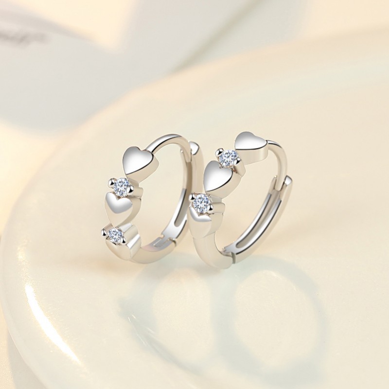 Personalized heart-shaped zircon earrings