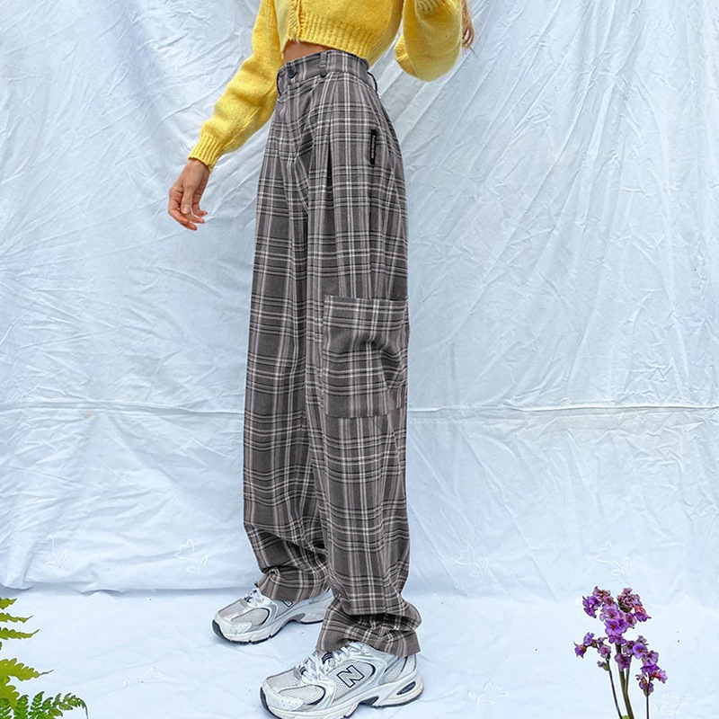 Casual plaid trousers