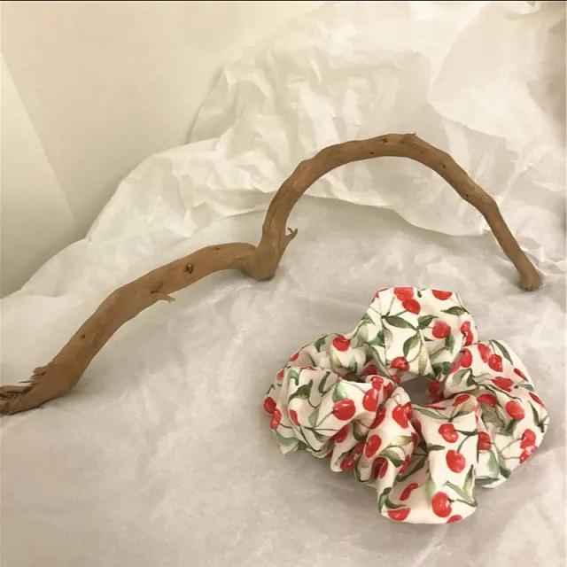 Floral Love Hair Tie Cherry - Shop at LoveMi