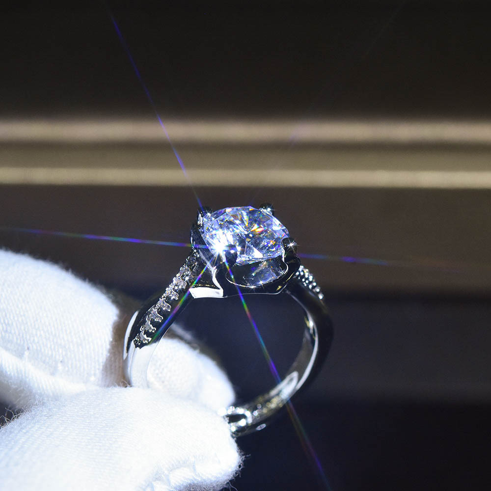 Imitation Moissanite Bull Head Female Ring