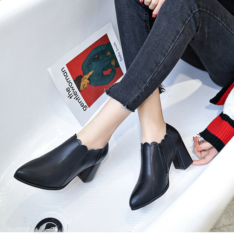 Mid heel leather pointed toe women's boots