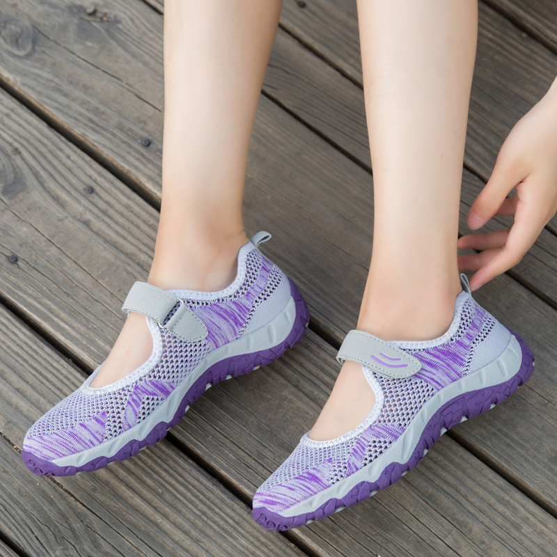 Flat bottom middle-aged mother hollow low-top shoes