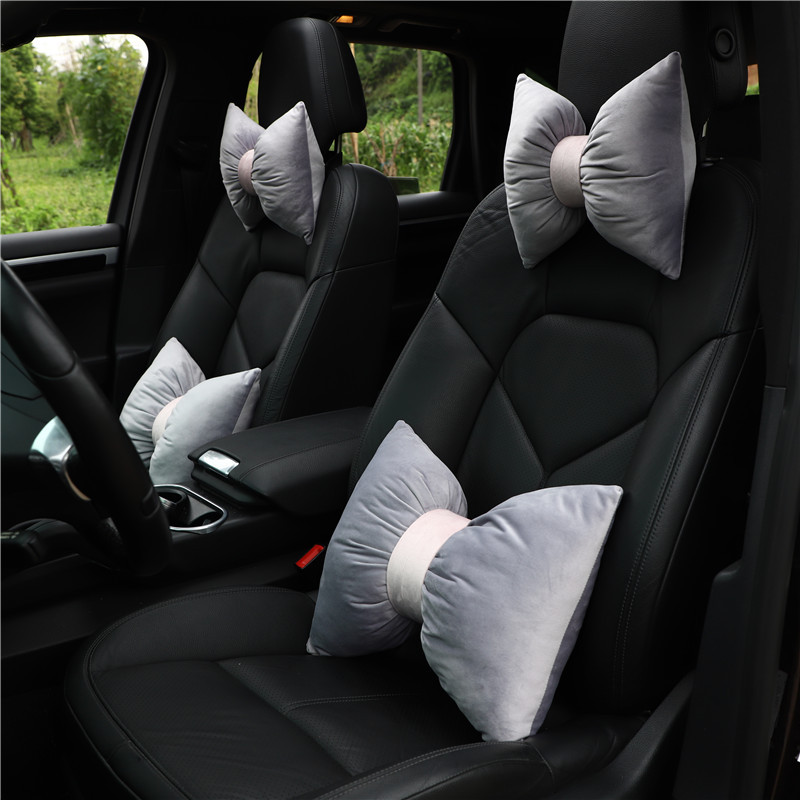 Dutch Velvet Car Neck Guard
