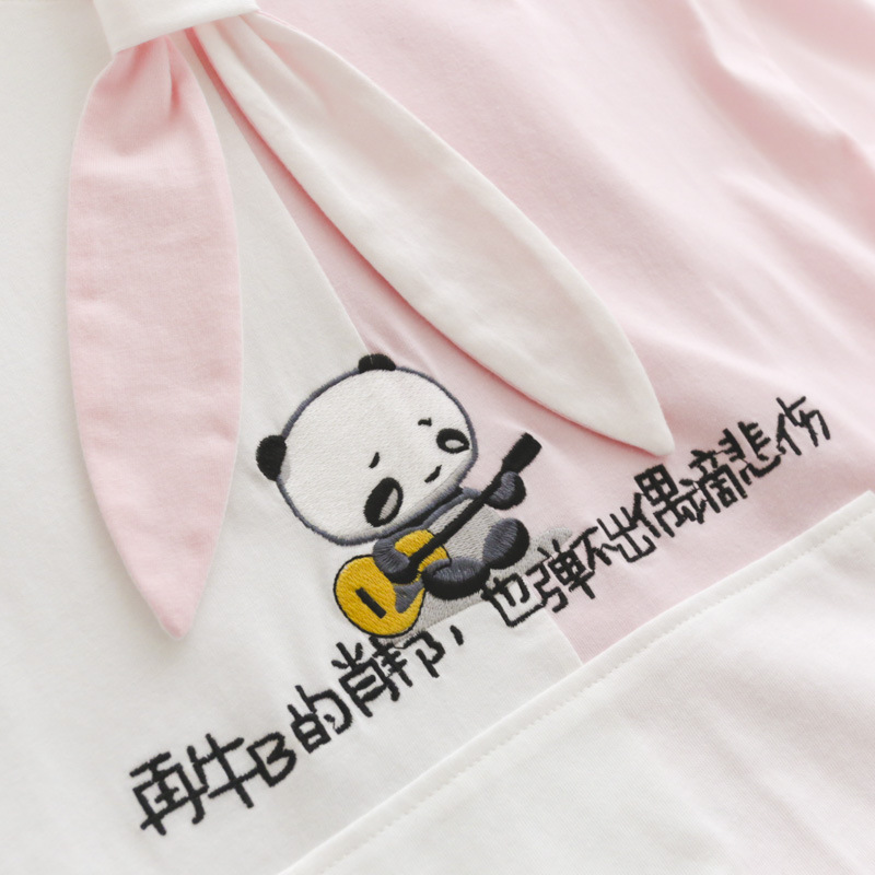 Cat embroidered hoodie