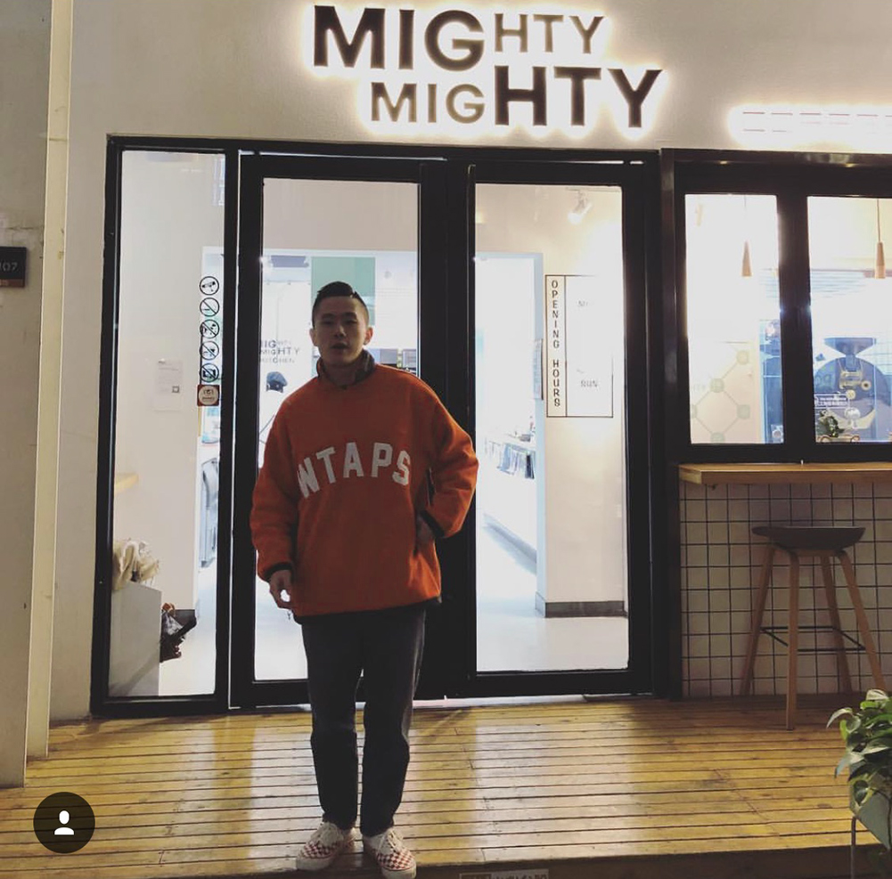 Thick loose short fleece sweater