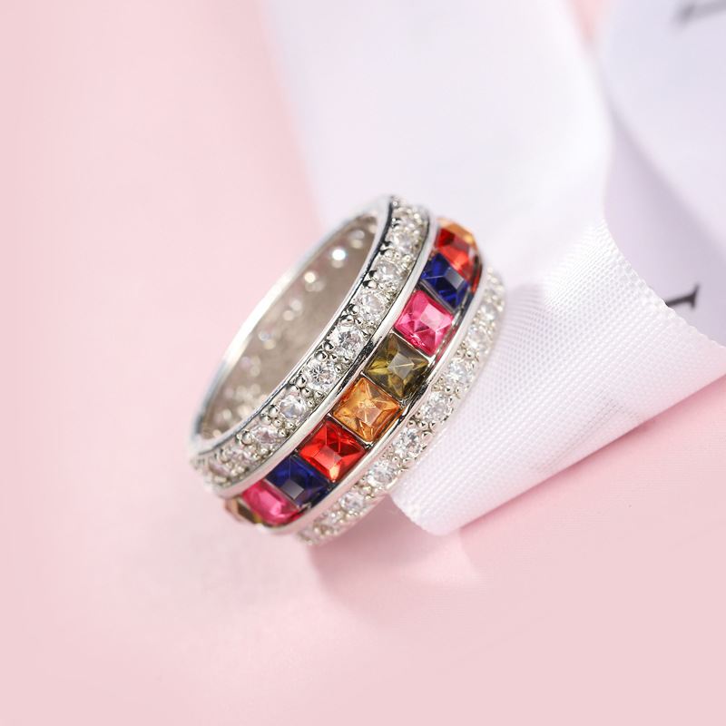 European and American Colored Zircon Ring